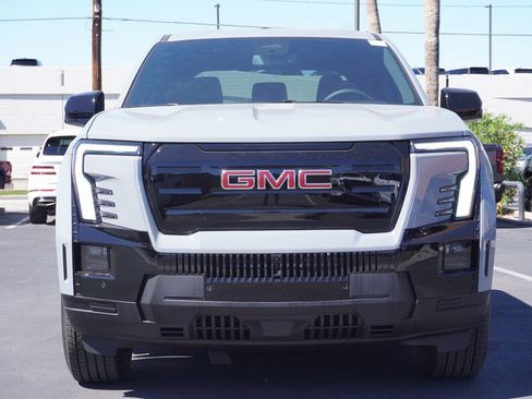 New 2026 GMC Sierra EV Elevation image 6