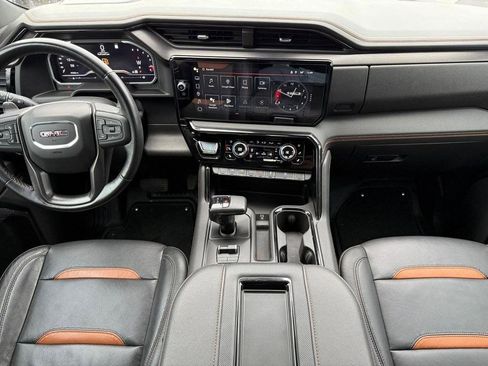 Used 2022 GMC Sierra 1500 AT4 w/ AT4 Preferred Package image 23