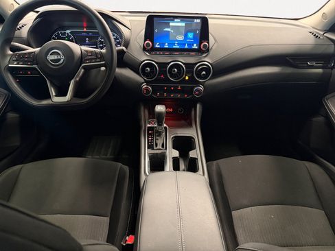 Used 2024 Nissan Sentra SV FWD image 3