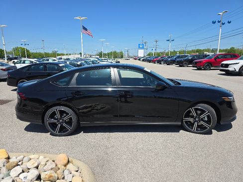 New 2026 Honda Accord Sport image 17