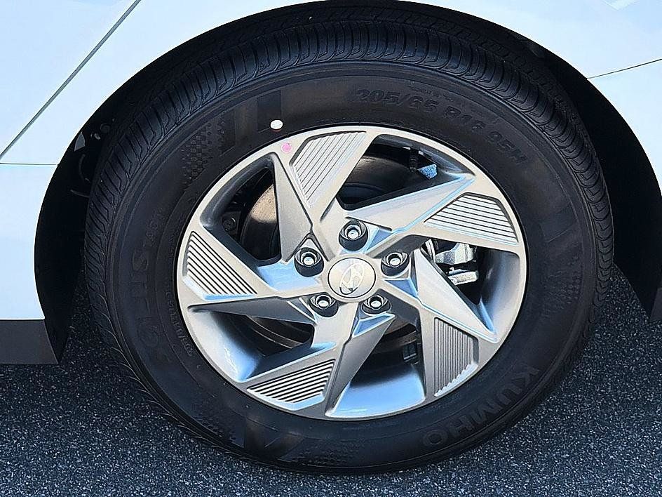New 2026 Hyundai Sonata SE FWD image 5