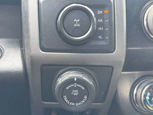 Used 2019 Ford F150 Raptor w/ Equipment Group 802A Luxury AWD/4WD image 31