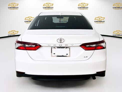 Used 2021 Toyota Camry LE w/ Carpet Mat Package (TMS) image 6