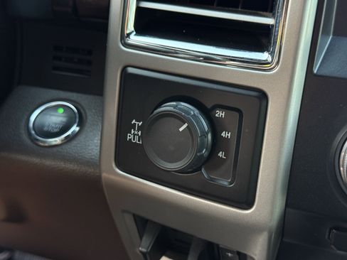 Used 2017 Ford F250 King Ranch w/ King Ranch Ultimate Package image 25