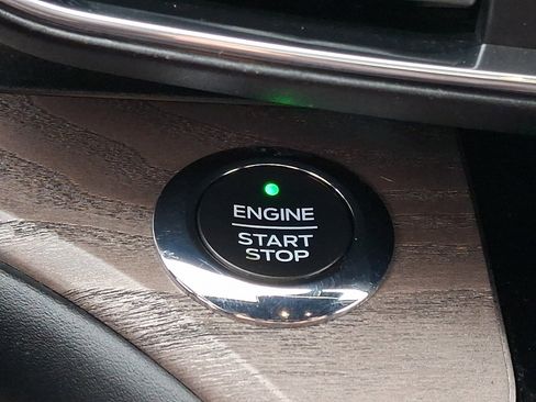 Certified 2021 Ford Explorer Platinum w/ Equipment Group 601A image 24