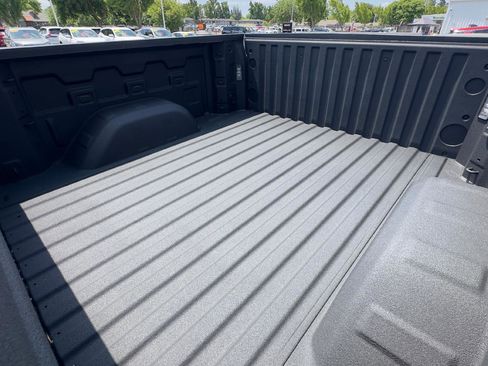 Used 2026 GMC Sierra 1500 Elevation w/ Elevation Premium Package AWD/4WD image 8