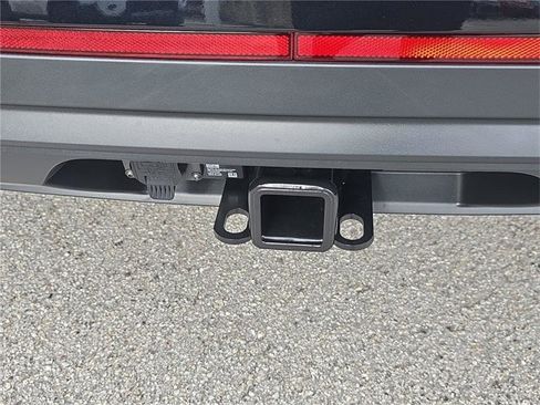 New 2026 Volkswagen Atlas SE image 5