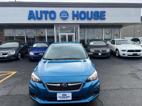 Used 2017 Subaru Impreza 2.0i image 2