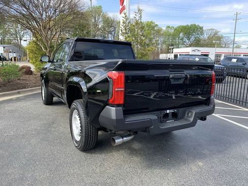 Used 2025 Toyota Tacoma SR image 6