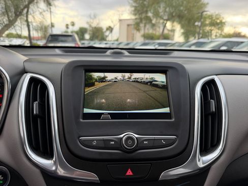 Used 2019 Chevrolet Equinox LT FWD image 29