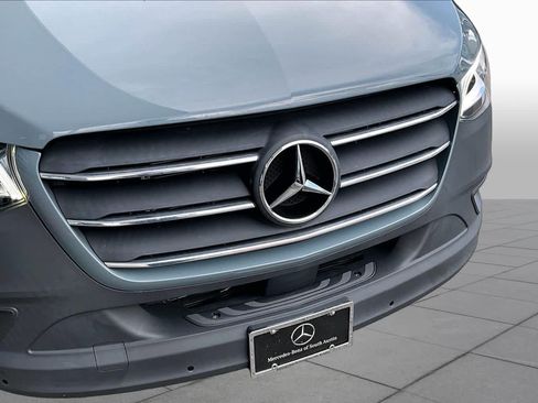 Used 2025 Mercedes-Benz Sprinter 2500 image 29