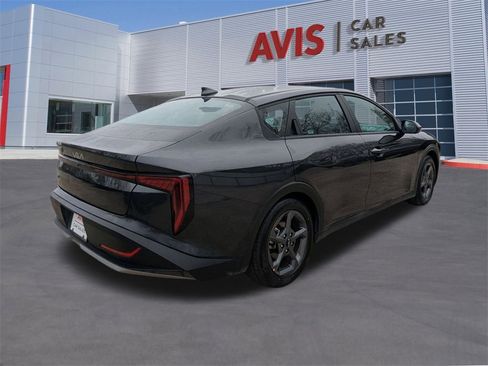 Used 2025 Kia K4 LXS image 6