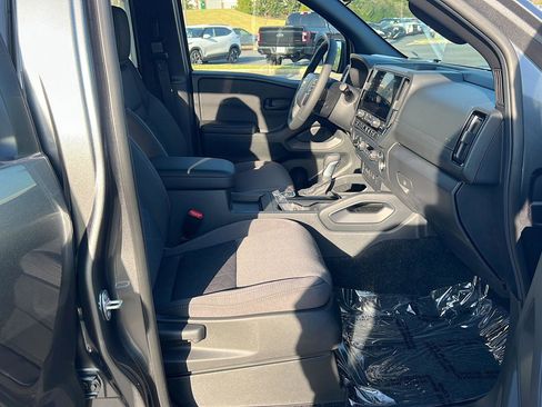 New 2026 Nissan Frontier SV w/ SV Convenience Package AWD/4WD image 13