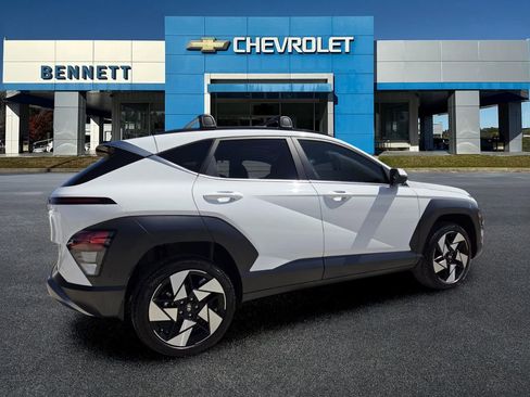 Used 2024 Hyundai Kona Limited image 7