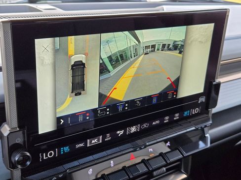 Used 2025 GMC Hummer EV 3X w/ LPO, Cargo Utility Package image 19