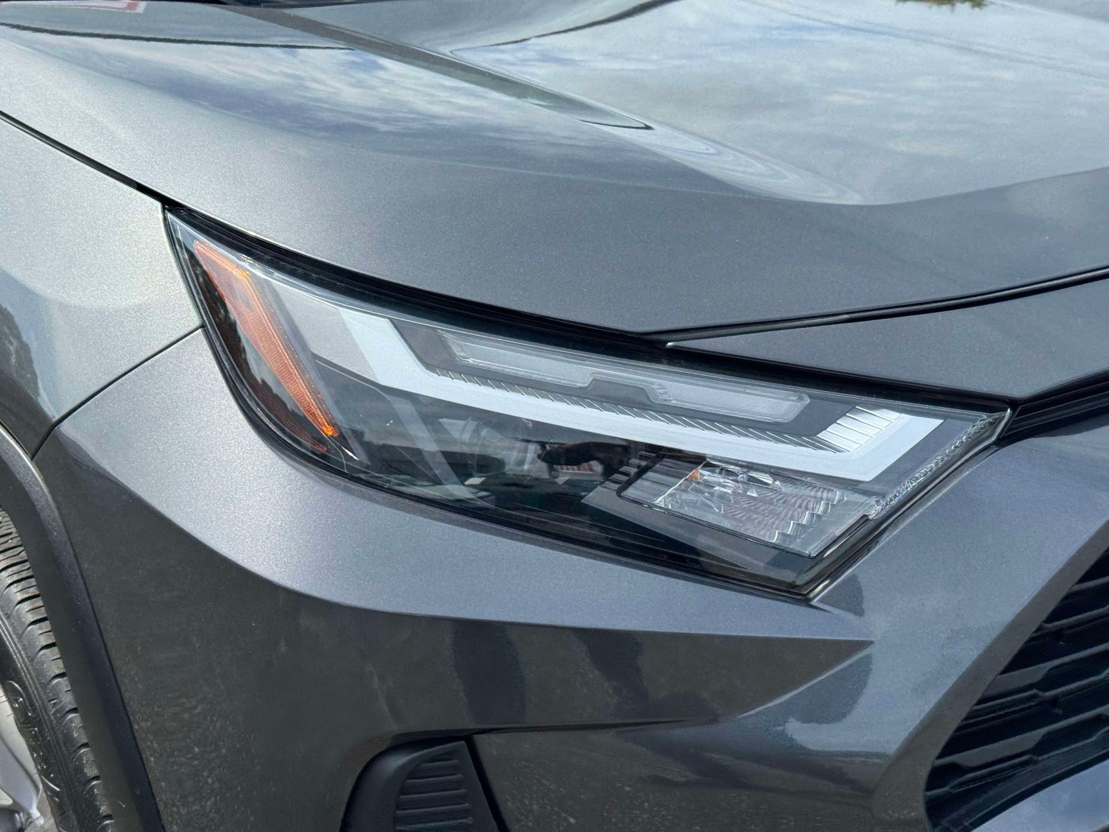 Certified 2023 Toyota RAV4 XLE w/ Convenience Package FWD image 8