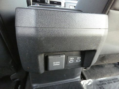 Used 2025 Toyota Tacoma TRD Off-Road w/ TRD Off Road Upgrade Package image 50