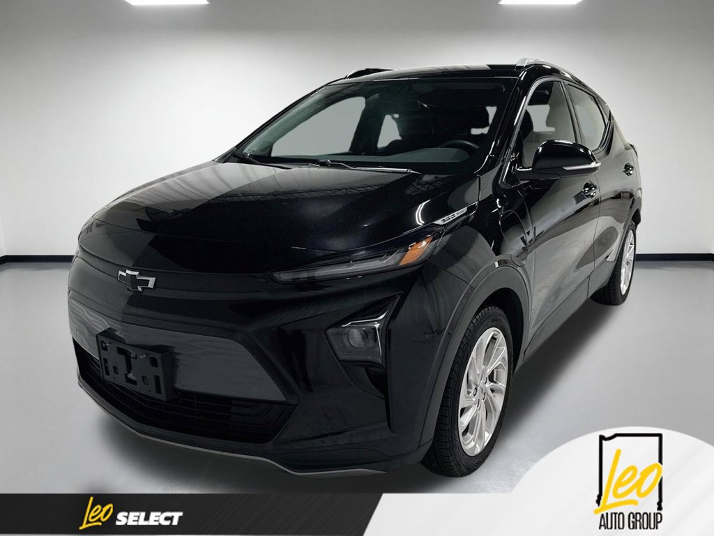 Used 2023 Chevrolet Bolt EUV LT w/ Driver Confidence Package FWD image 1