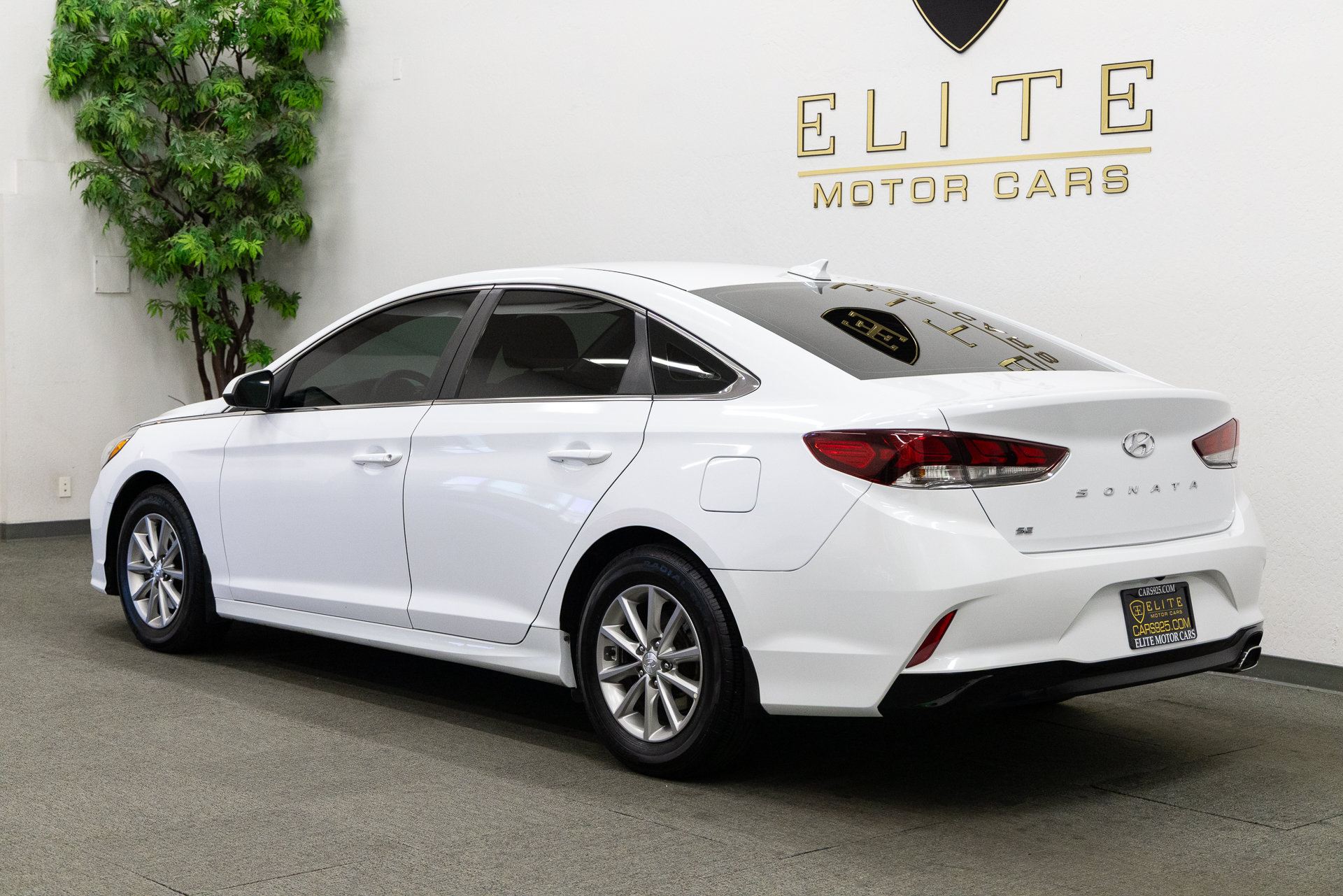 Used 2019 Hyundai Sonata SE FWD image 3