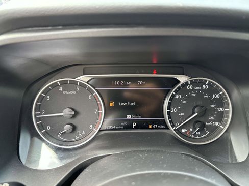 Used 2024 Nissan Rogue SV image 27