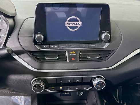 Used 2023 Nissan Altima 2.5 S image 18