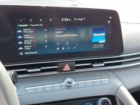 Used 2024 Hyundai Elantra SEL FWD image 20