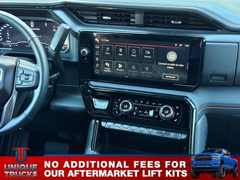 Used 2024 GMC Sierra 2500 AT4 image 34