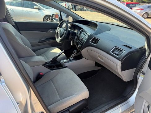 Used 2013 Honda Civic LX image 10
