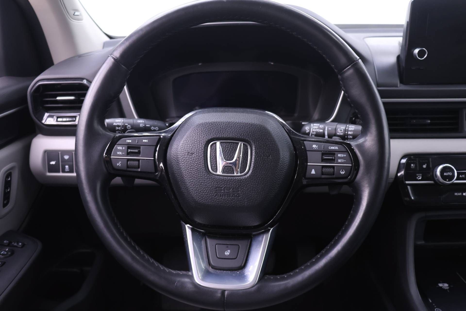 Certified 2023 Honda Pilot Elite image 14