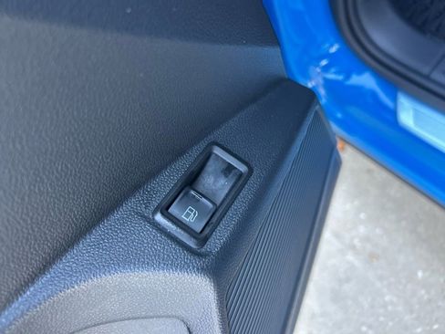 Certified 2023 Volkswagen Taos SE image 52