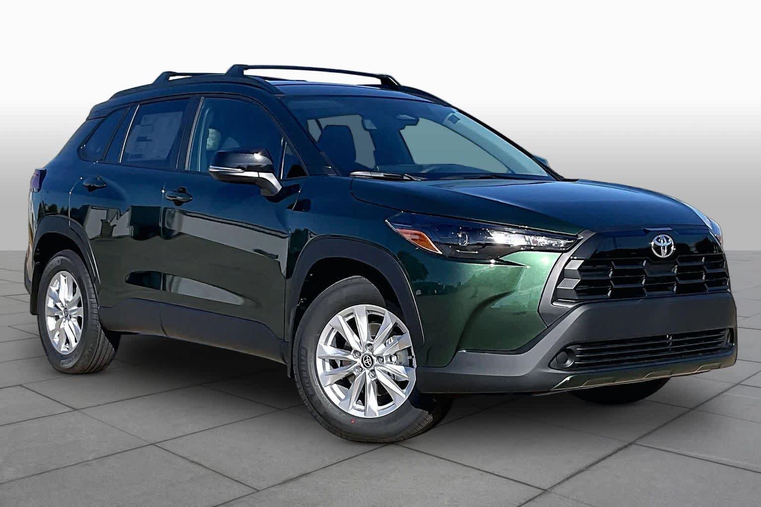 New 2026 Toyota Corolla Cross LE FWD image 2