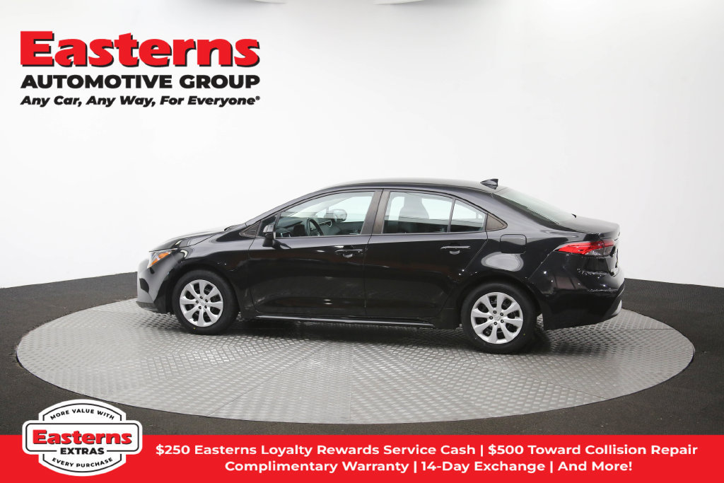 Used 2021 Toyota Corolla LE w/ Carpet Mat Package (TMS) FWD image 64