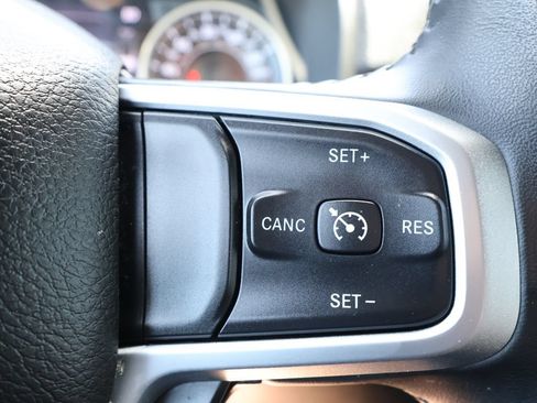 Used 2021 RAM 1500 Big Horn AWD/4WD image 17