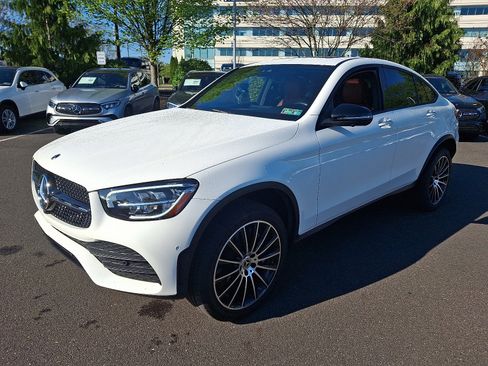 Certified 2022 Mercedes-Benz GLC 300 4MATIC Coupe image 3