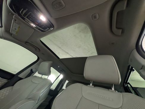 Used 2022 Jeep Grand Cherokee Summit w/ Adv Protech Group IV image 35