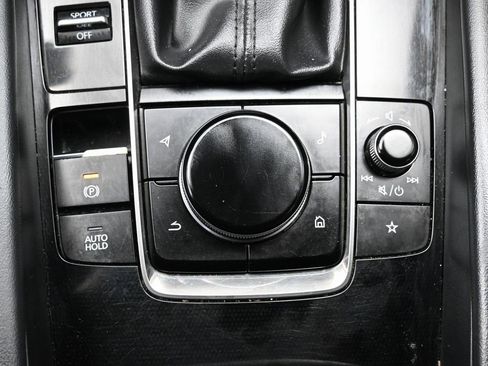 Used 2020 MAZDA MAZDA3 AWD Hatchback w/ Preferred Pkg image 24