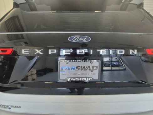 Used 2025 Ford Expedition Max Platinum AWD/4WD image 54