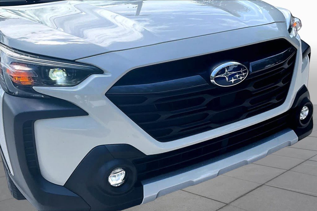 Used 2023 Subaru Outback Limited AWD/4WD image 29