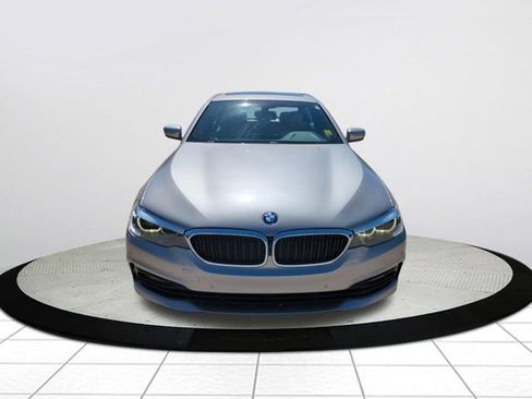 Used 2018 BMW 540i xDrive w/ Premium Package image 8