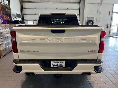 Used 2024 Chevrolet Silverado 1500 RST w/ Convenience Package II AWD/4WD image 7