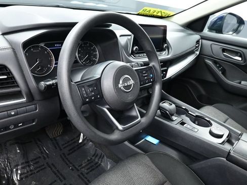 Used 2024 Nissan Rogue SV AWD/4WD image 26