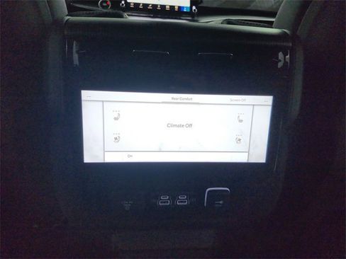 New 2026 Jeep Grand Wagoneer Summit image 38