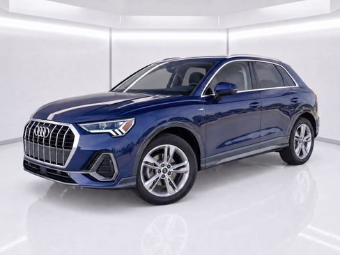 Certified 2023 Audi Q3 2.0T Premium w/ Convenience Package AWD/4WD image 1