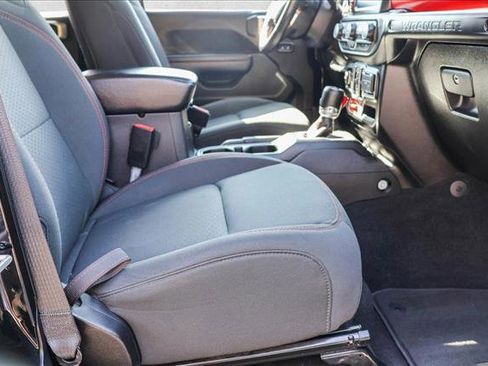 Used 2021 Jeep Wrangler Unlimited Rubicon w/ Cold Weather Group image 29