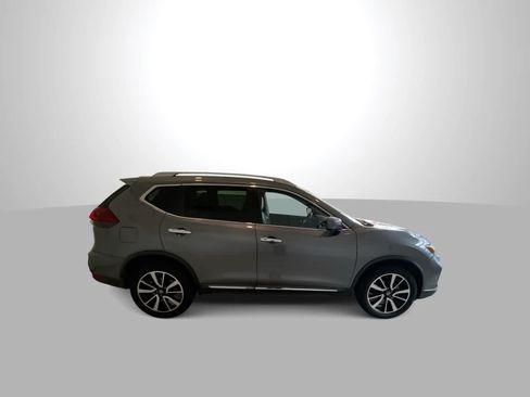 Used 2019 Nissan Rogue SL AWD/4WD image 9