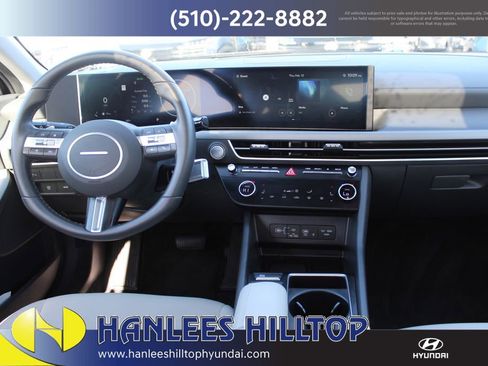 Used 2024 Hyundai Sonata SEL w/ Convenience Package image 18