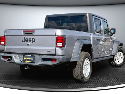 Used 2020 Jeep Gladiator Sport w/ Quick Order Package 24S image 6
