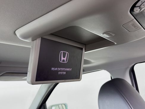 Used 2014 Honda Pilot Touring image 31