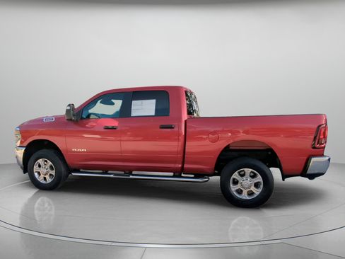 Used 2026 RAM 2500 Big Horn AWD/4WD image 17