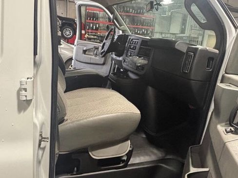 Used 2020 Chevrolet Express 2500 w/ Driver Convenience Package RWD image 2